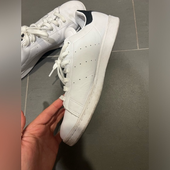 Adidas Stan Smith Mickey Mouse white and black sneakers - Picture 6 of 7